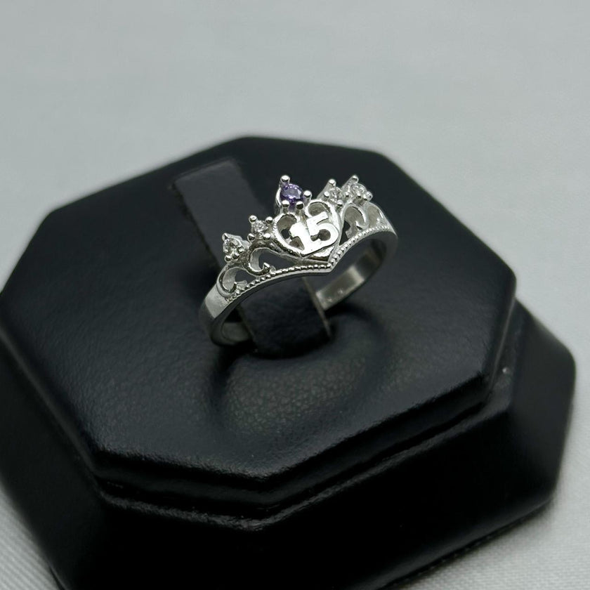 #AD294 - Anillo Corona De 15 Años/XV's Piedra Zirconia Plata - A13/2.3