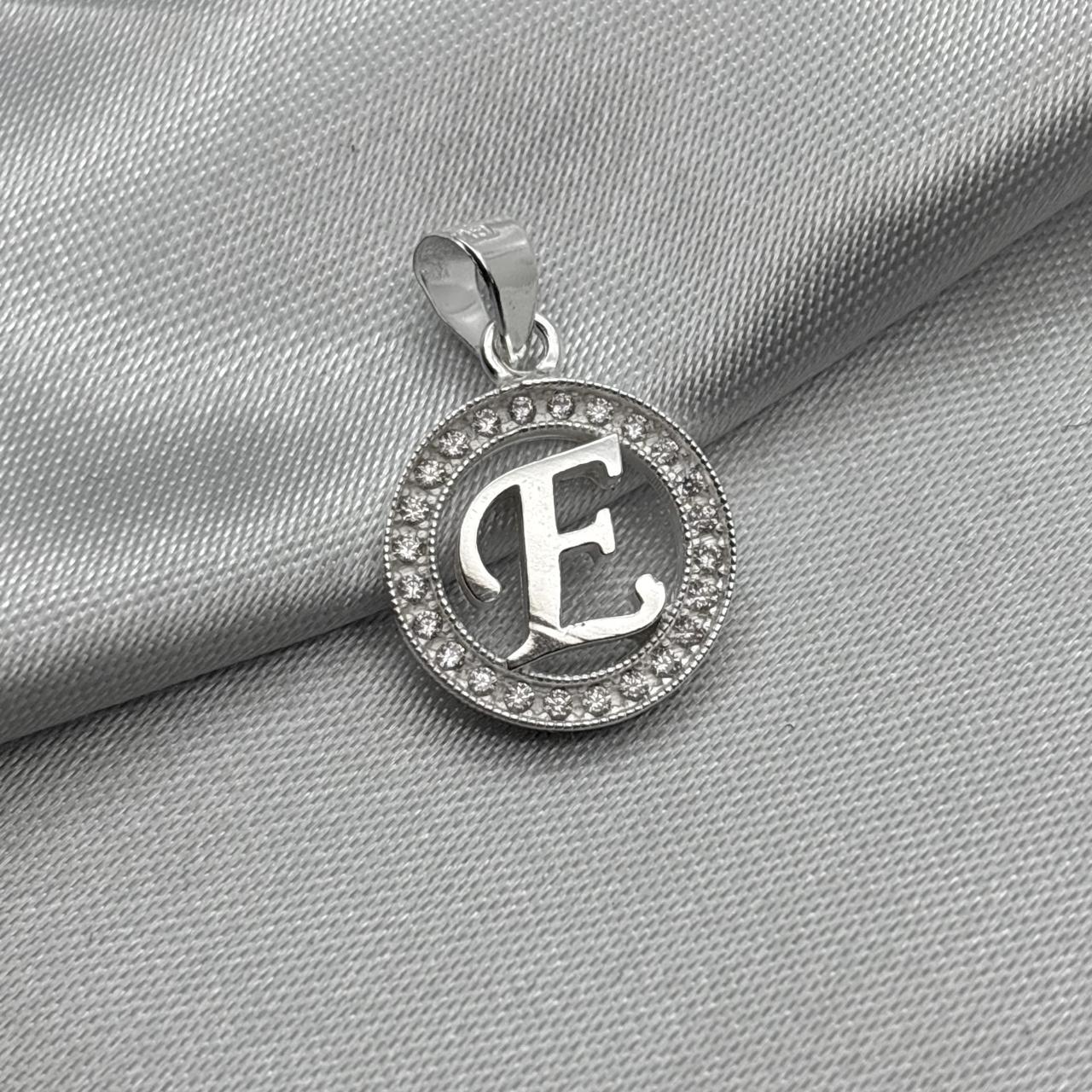 #D495 - Dije Circular De Letra Con Zirconia Plata - ZC2.2