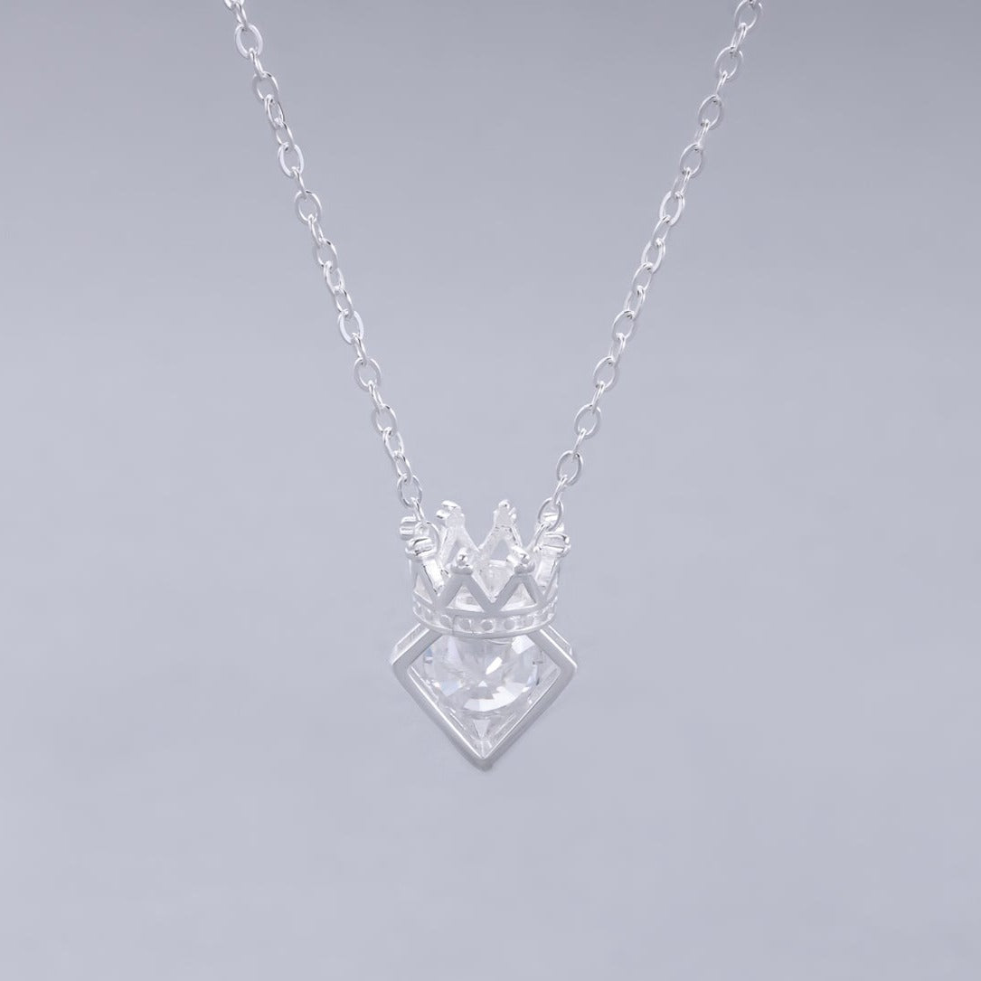 #G142 - Gargantilla De Diamante y Corona De Plata - IP3.0