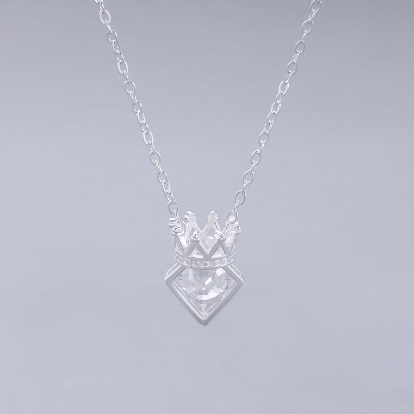 #G142 - Gargantilla De Diamante y Corona De Plata - IP3.0