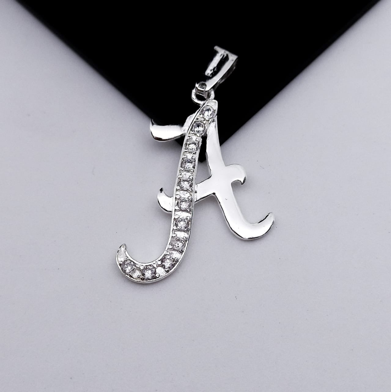 #D106 - Dije De Letra Grande Piedra Zirconia Plata - F2.2