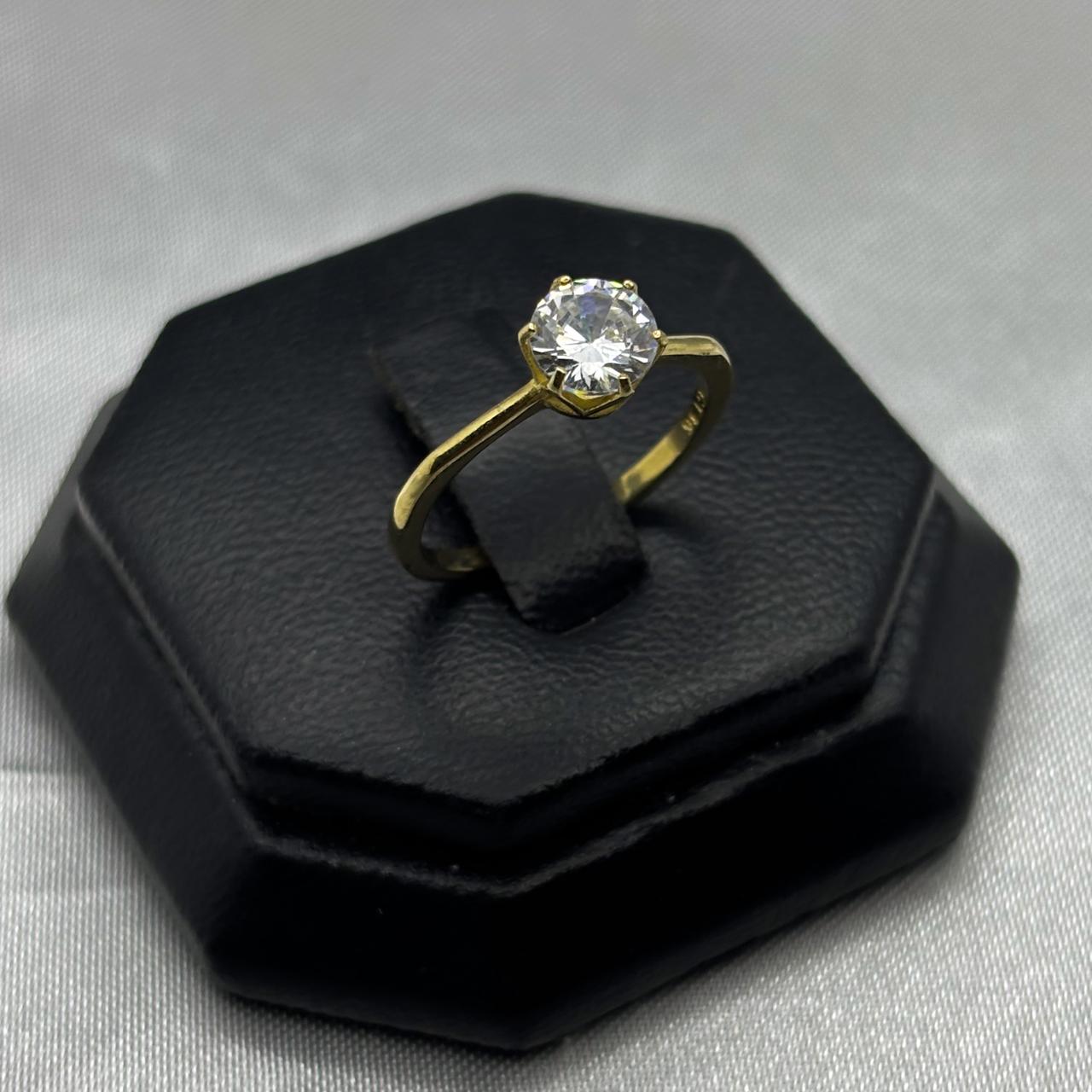 #AD10130 - Anillo Solitario Piedra Zirconia Oro 10K - K01/2.1