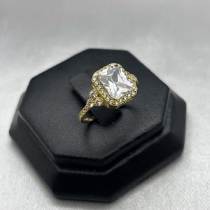 #AD10131 - Anillo Solitario Piedra Cuadrada Zirconia Oro 10K - J01/3.0