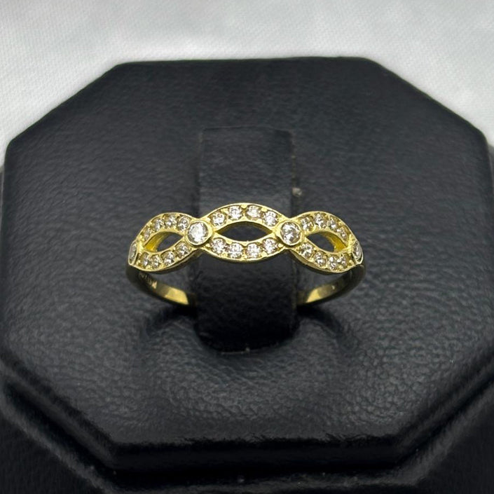 #AD10134 - Anillo Con Piedras De Zirconia Oro 10K - K01/1.4