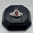 #AD253 - Anillo Con Piedra Zirconia Ovalada Plata - F2.4