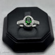#AD253 - Anillo Con Piedra Zirconia Ovalada Plata - F2.4