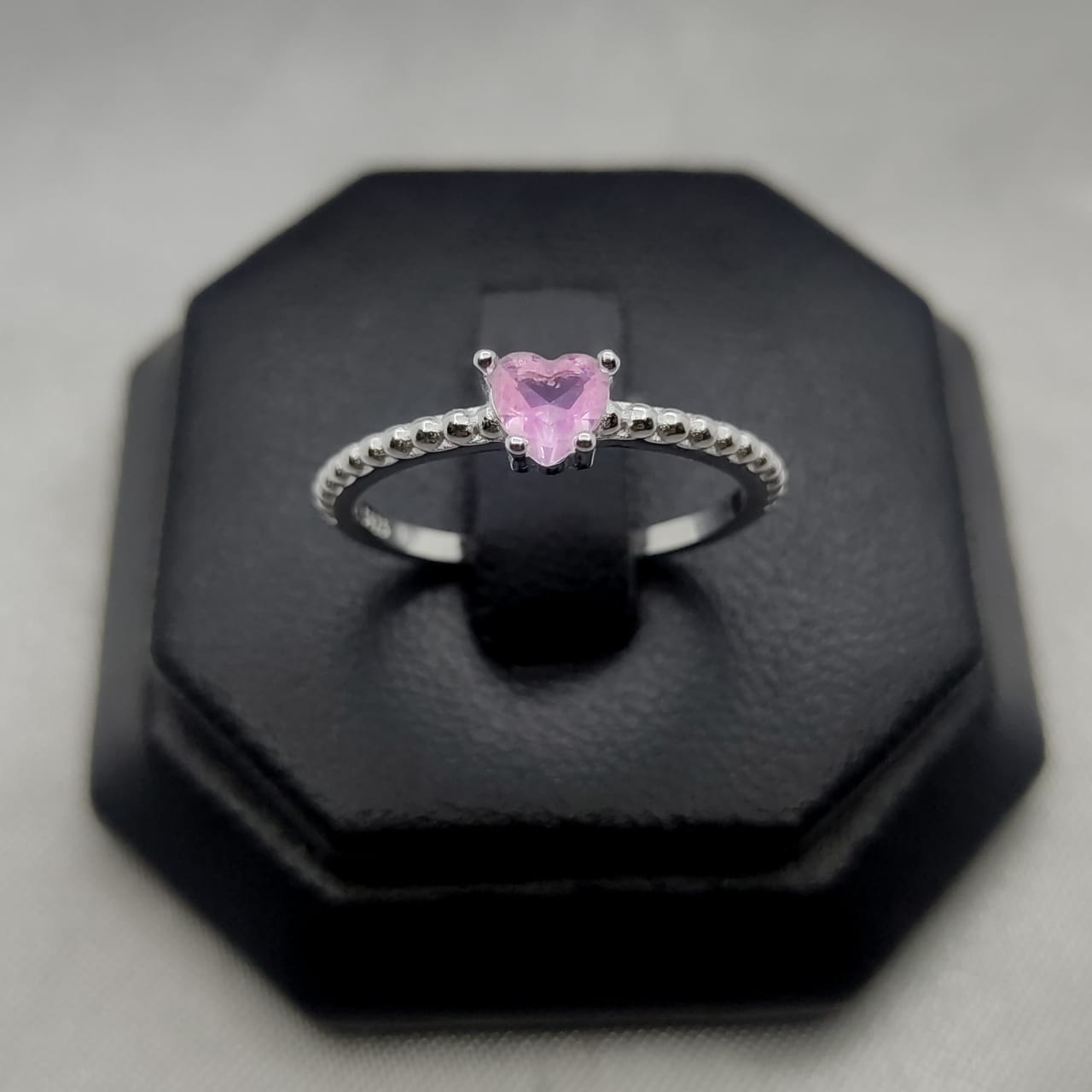 #AD357 - Anillo Corazón Central Piedra Zirconia Plata - PU1.8