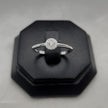 #AD371 - Anillo Solitario Piedra Zirconia Central Plata - PU1.8