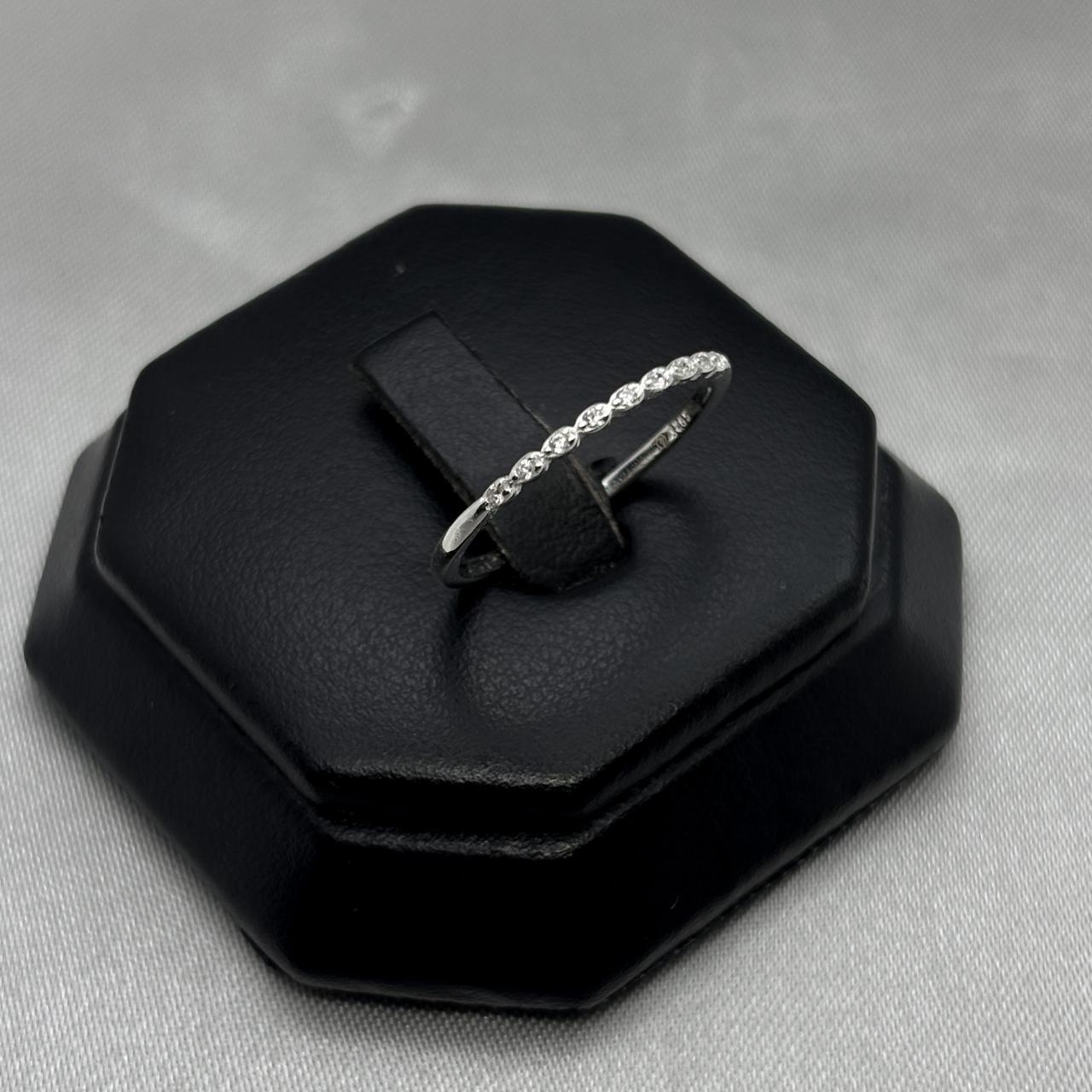 #AD440 - Anillo Con Piedra De Zirconia Plata - B12/1.0
