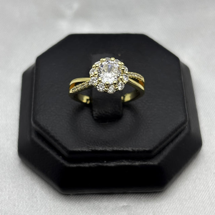 #AOL149 - Anillo Ajustable Flor Con Zironia Oro Laminado 18K