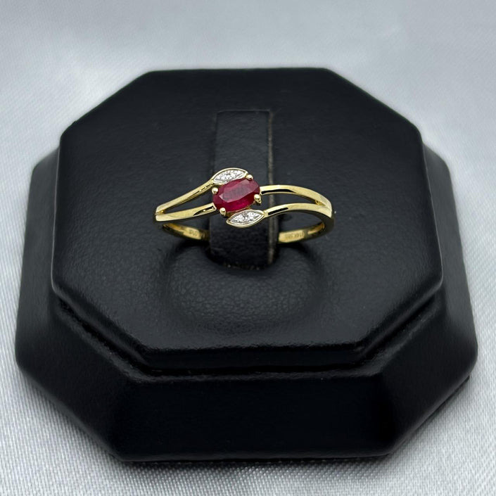 #ADX14104 - Anillo Con Diamante Natural Y Rubí Oval Oro 14K - TX315
