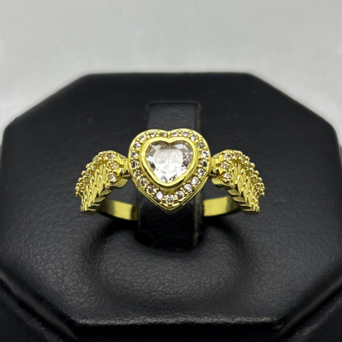 #AOL165 - Anillo Ajustable Corazón Con Alas Piedra Zirconia Oro Laminado 18K