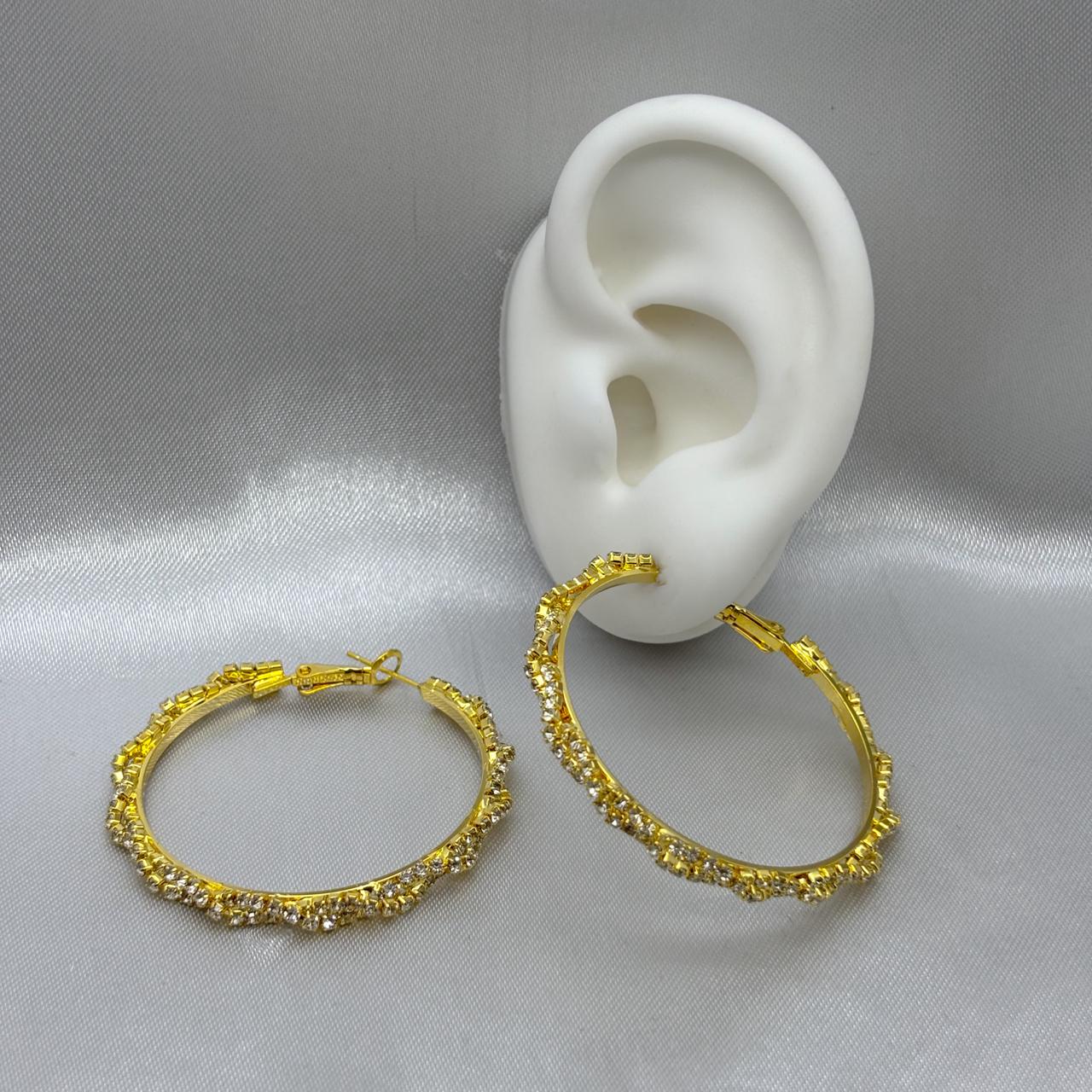 #ARRL143 - Arracada Circular Con Piedra Zirconia Oro Laminado 18K