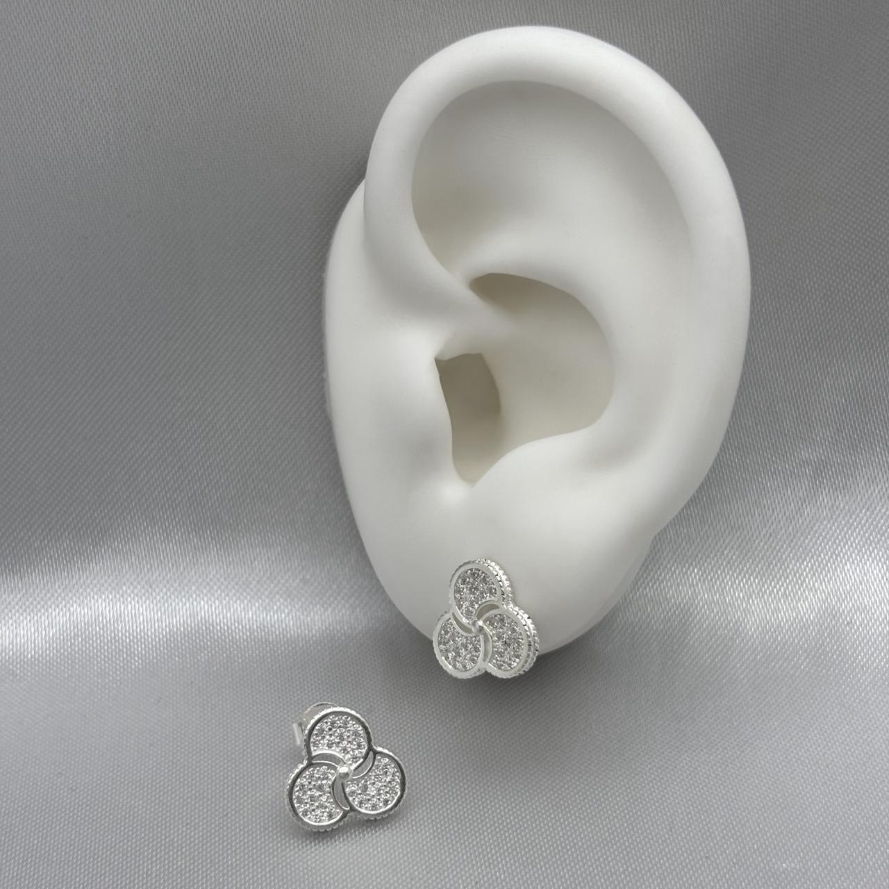 #BR261 - Broquel Rehilete Con Zirconia Plata -  LL2.4