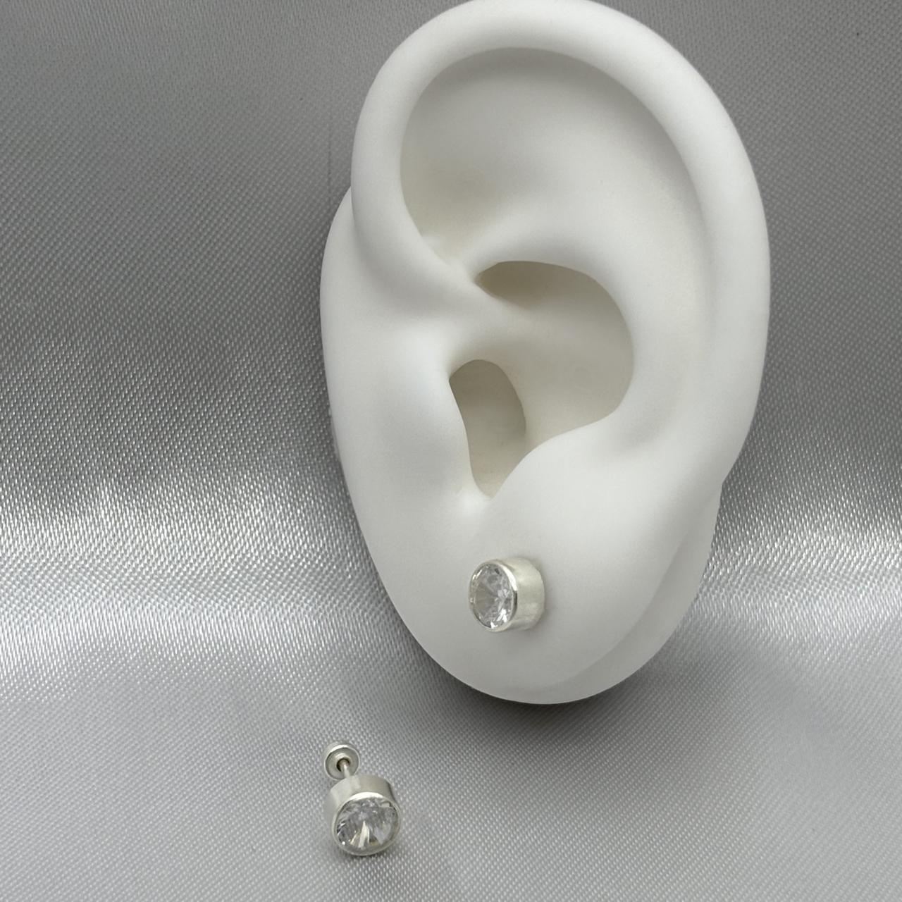 #BR287 - Broquel Tambor Con Piedra Zirconia Plata