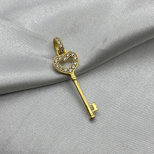#D10220 - Dije Llave Corazón Piedra Zirconia Oro 10K - K01/1.4