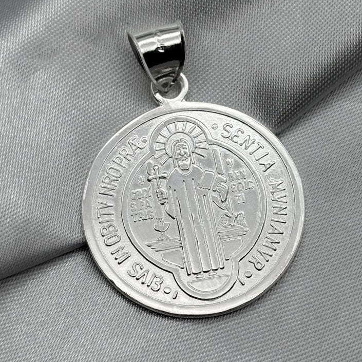 #D173 - Dije/Medalla De San Benito Plata - CE10.8