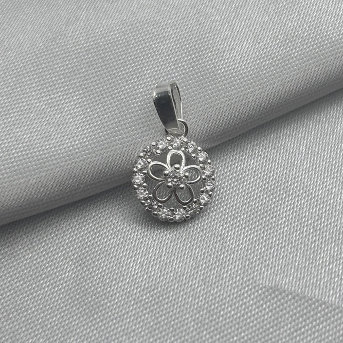 #D175 - Dije Circular Flor Piedra Zirconia Plata - LL0.9