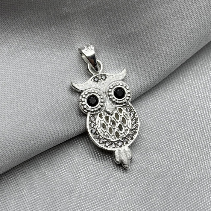#D398 - Dije Búho Con Piedra Zirconia Plata - ZC4.0