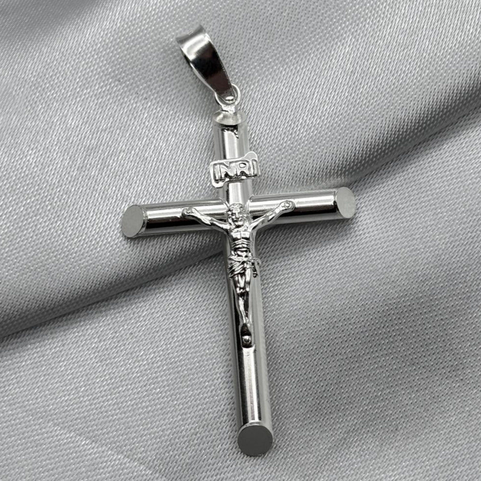 #D422 - Dije Crucifijo Cilíndrico Plata - LL2.2