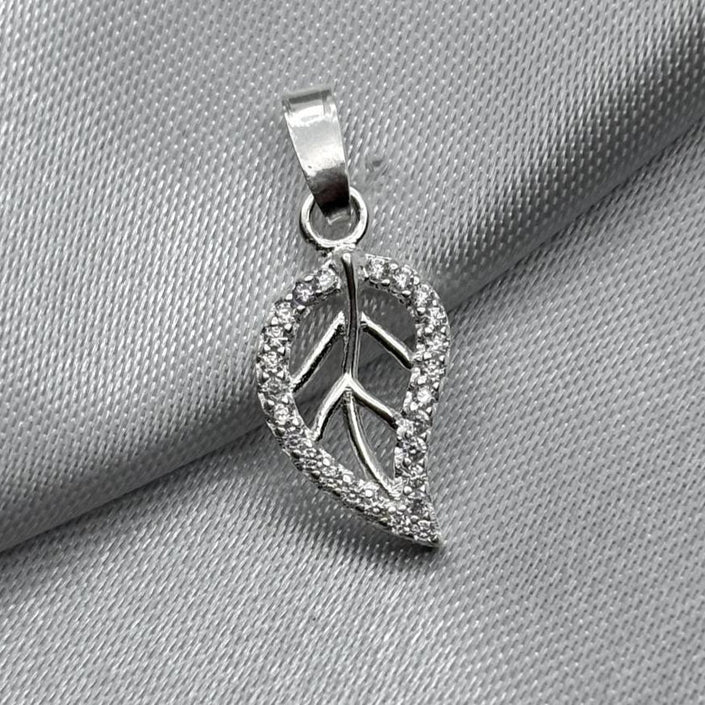 #D555 - Dije Hoja De Árbol Con Piedra Zirconia Plata - F1.0
