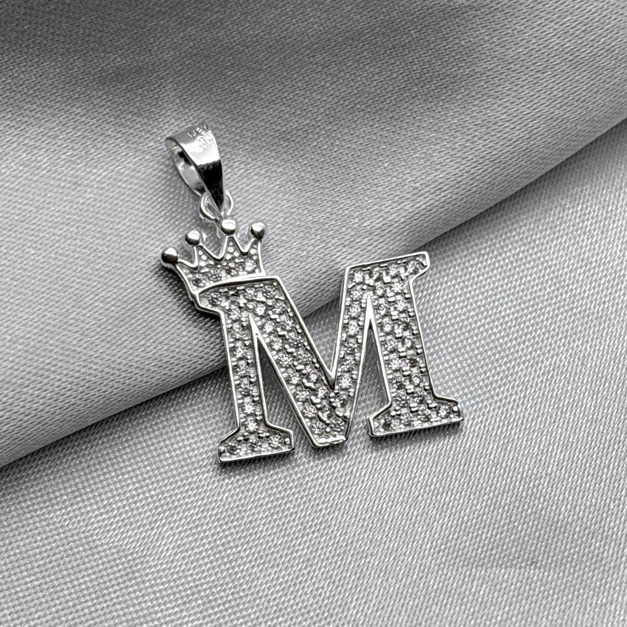 #D593 - Dije Letras Con Corona Y Piedra Zirconia Plata - ZC2.5