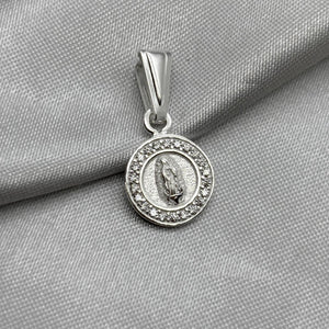 #D614 - Dije Circular Virgen De Guadalupe Con Zirconia Plata - B09/1.7