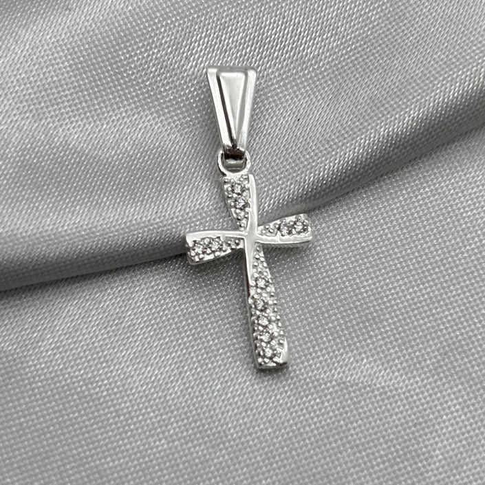 #D615 - Dije De Cruz Religiosa Delgada Con Zirconia Plata - B09/1.5