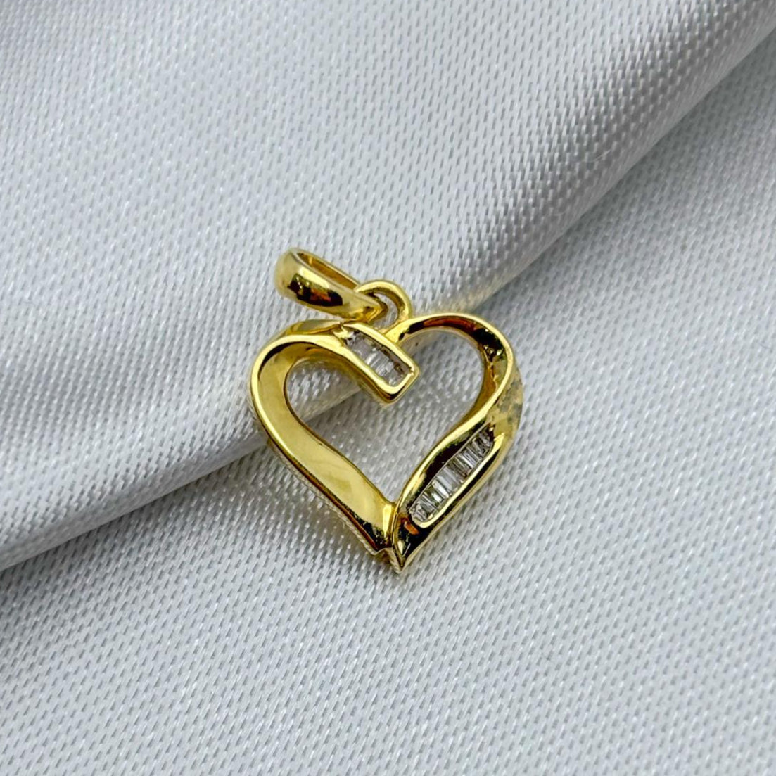 #DX10104 - Dije Corazón Con Diamante Natural Oro 10K - LX150