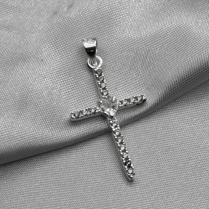 #D438 - Dije Cruz Con Corazón Piedra Zirconia Plata - ZC2.1