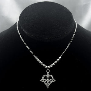 #G261 - Gargantilla Corazón Nudo De Bruja Piedra Zirconia PLata - LL2.4