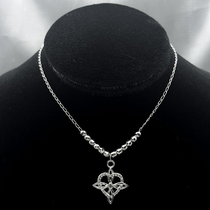#G261 - Gargantilla Corazón Nudo De Bruja Piedra Zirconia PLata - LL2.4