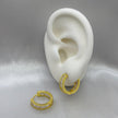 #HOL166 - Huggie Circular Con Piedra Zirconia Oro Laminado 18K