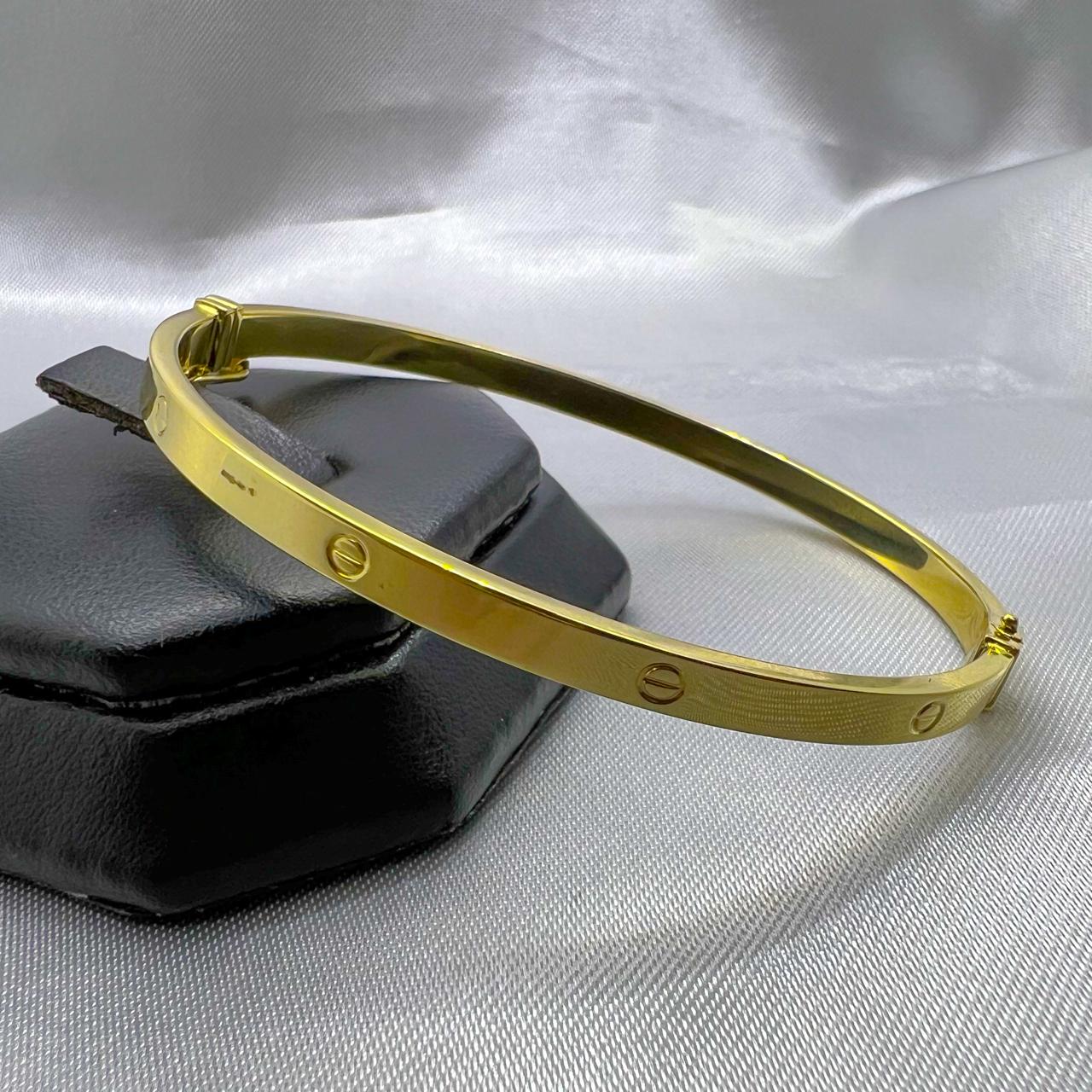 #PA10101 - Pulsera De Oro 10K - J22/3.8