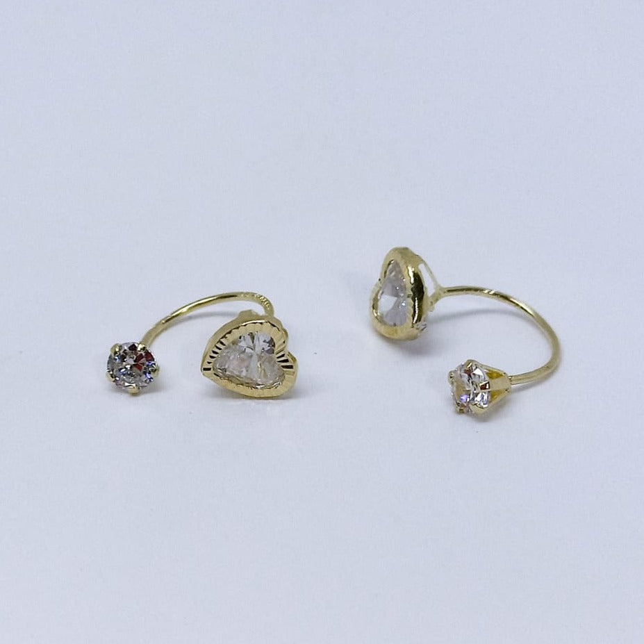 #B10133 - Broquel De Corazón Piedra Zirconia Curvo/Teléfono Oro10K