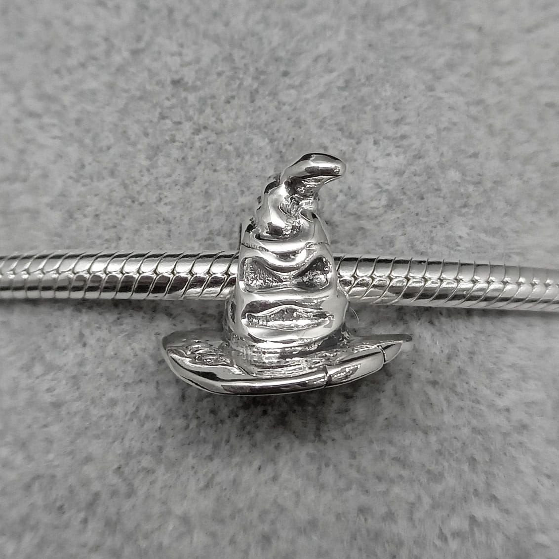 #PAN447 - Charm De Sombrero Seleccionador De Harry Potter - IC2.8