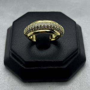 #AOL139- Anillo Ajustable Rodeado Con Zirconias Oro Laminado 18K