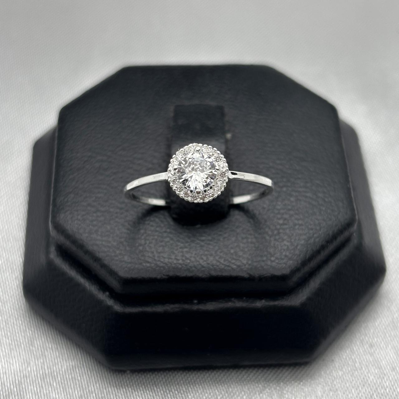 #AD345- Anillo Con Piedra Zirconia Plata - F1.0