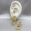 #ARL128 - Aretes Cuadros Con Zirconia Oro Laminado 18K