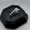 #AD142 - Anillo Relieve Con Zirconia Plata - A08/2.1
