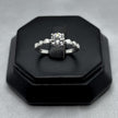 #AD142 - Anillo Relieve Con Zirconia Plata - A08/2.1