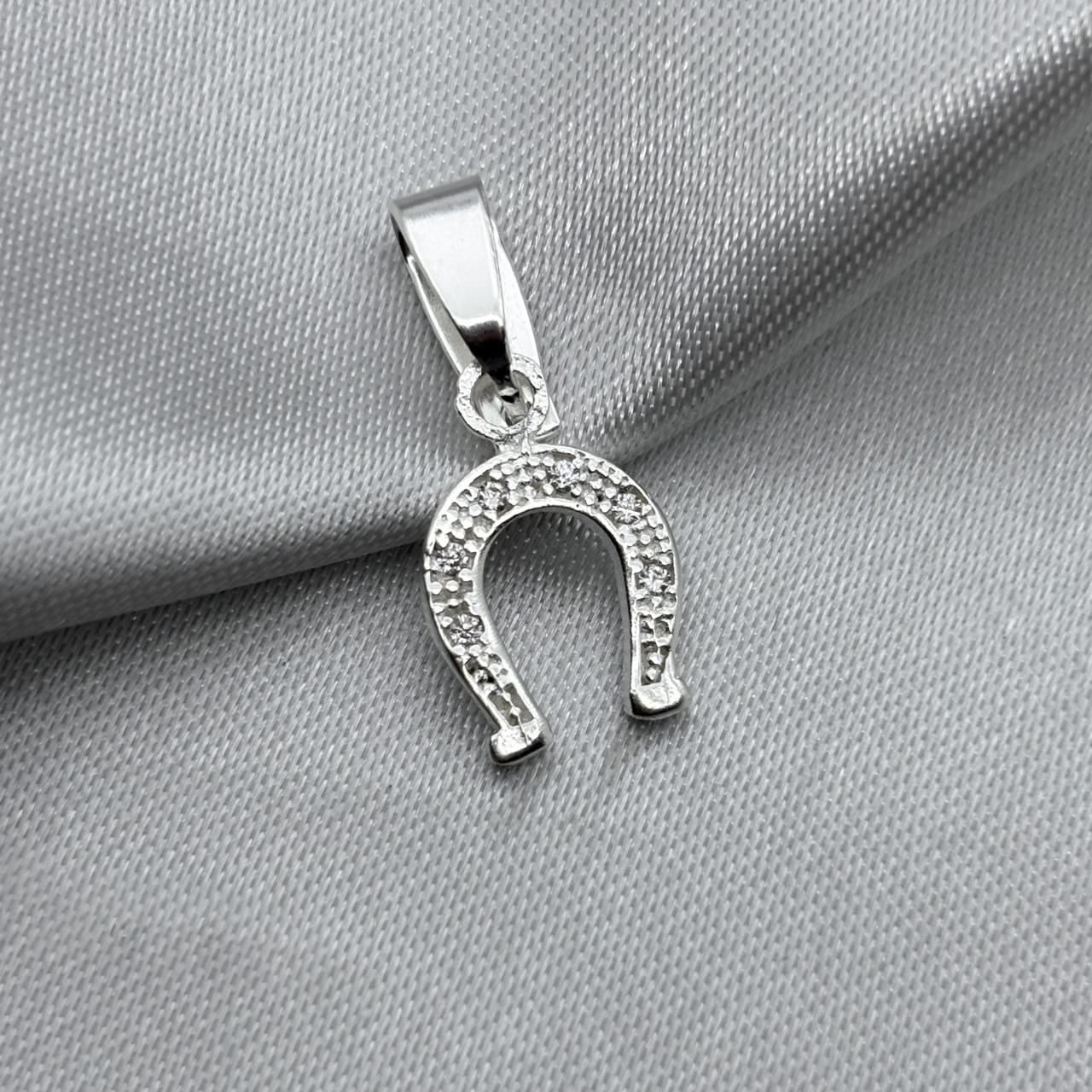 #D244 - Dije Herradura Con Zirconia Plata - B10/1.3
