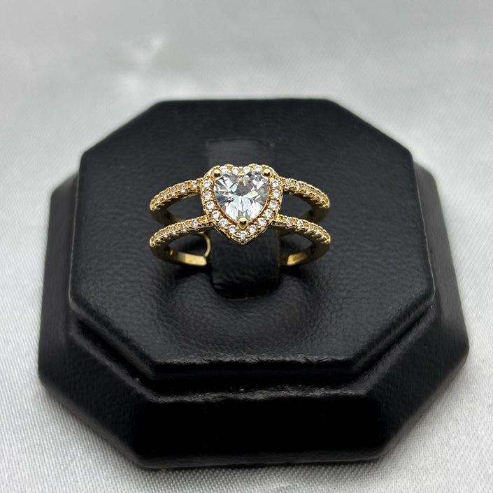 #AOL145 - Anillo Ajustable Corazón Con Piedra Zirconia Oro Laminado 18K