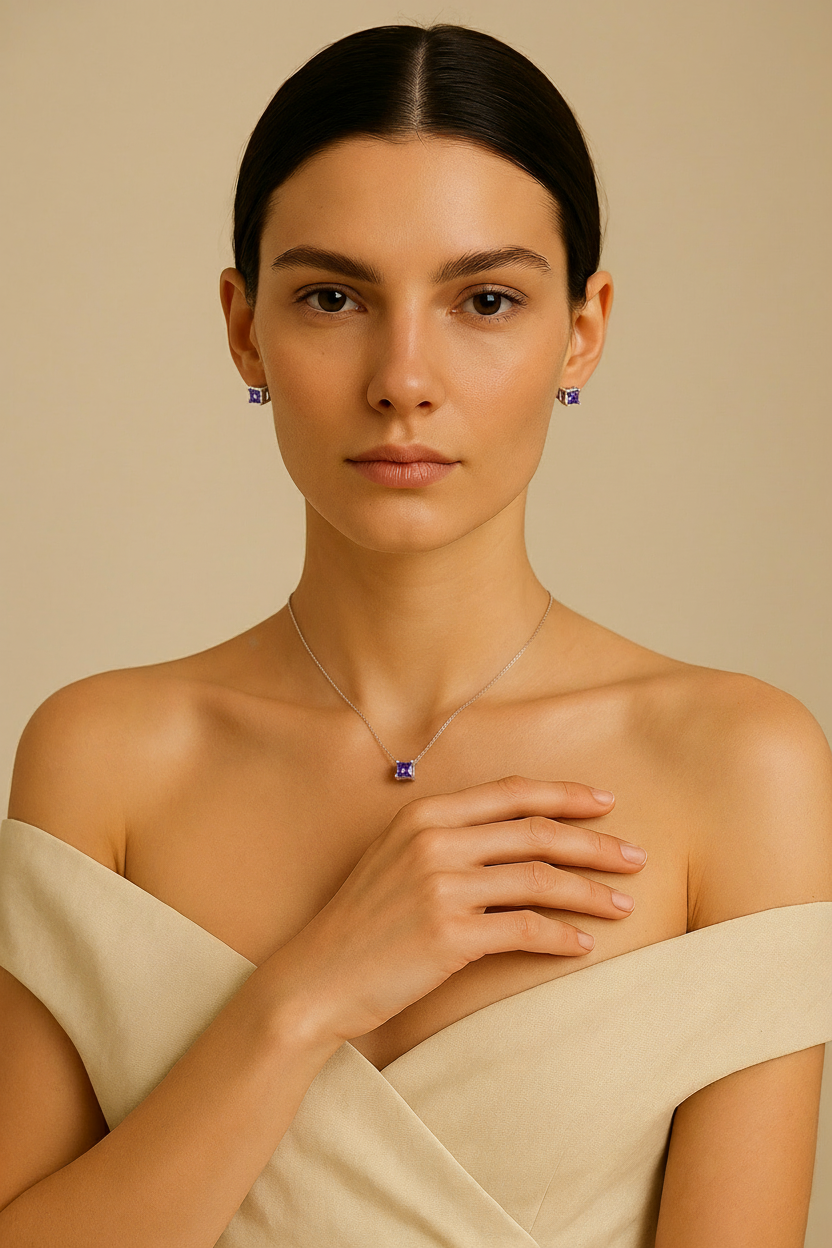 #J123 - Juego Cuadrito Gargantilla/Broqueles Con Zirconia Plata - PU3.8