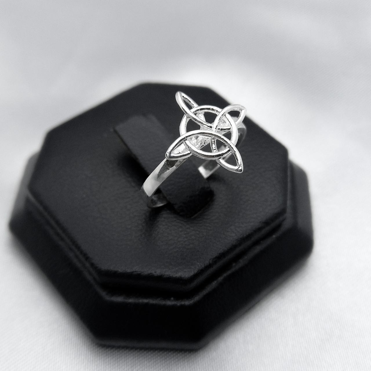 #AD402 - Anillo De Nudo De Bruja - ZC2.1