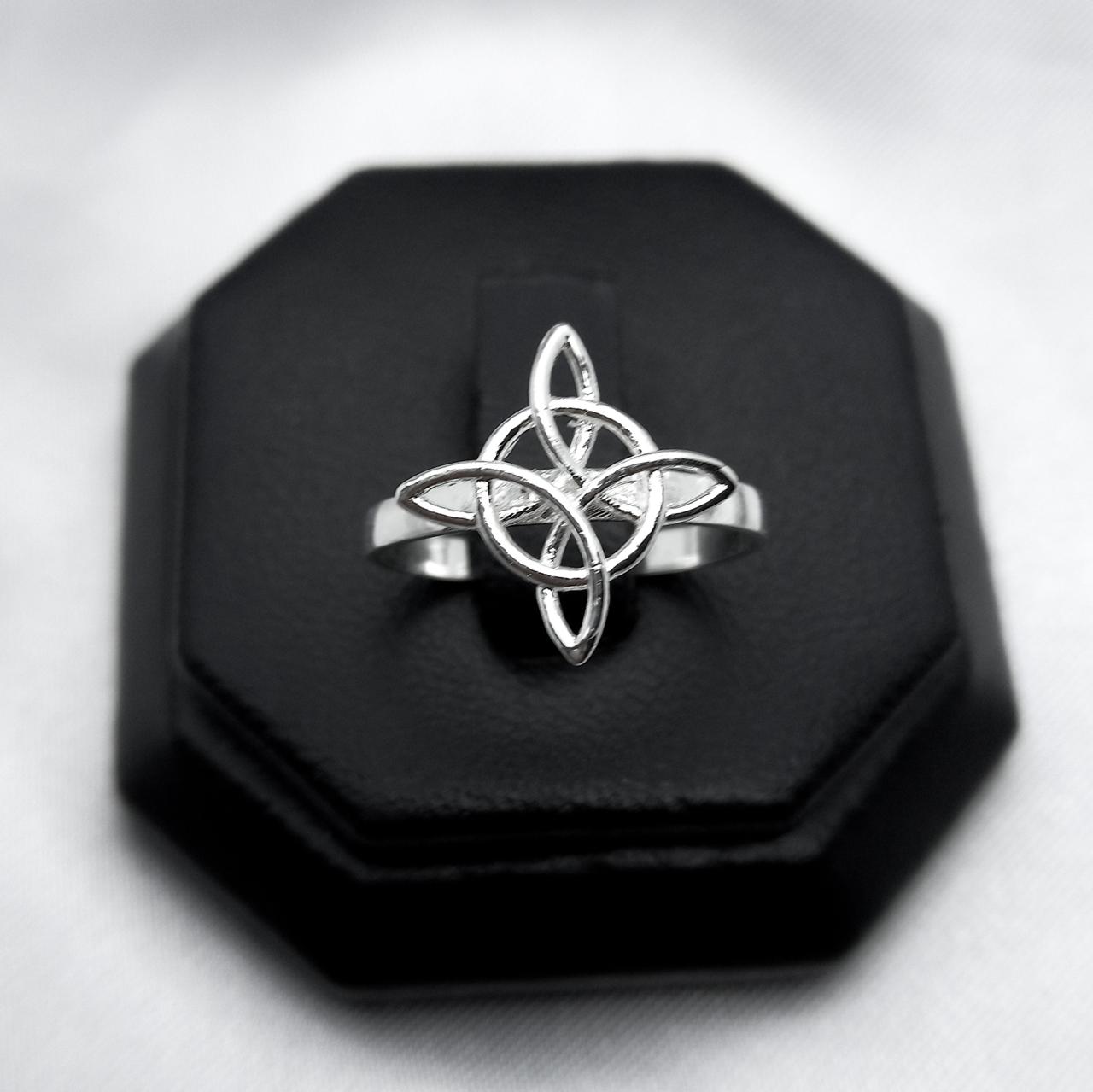 #AD402 - Anillo De Nudo De Bruja - ZC2.1