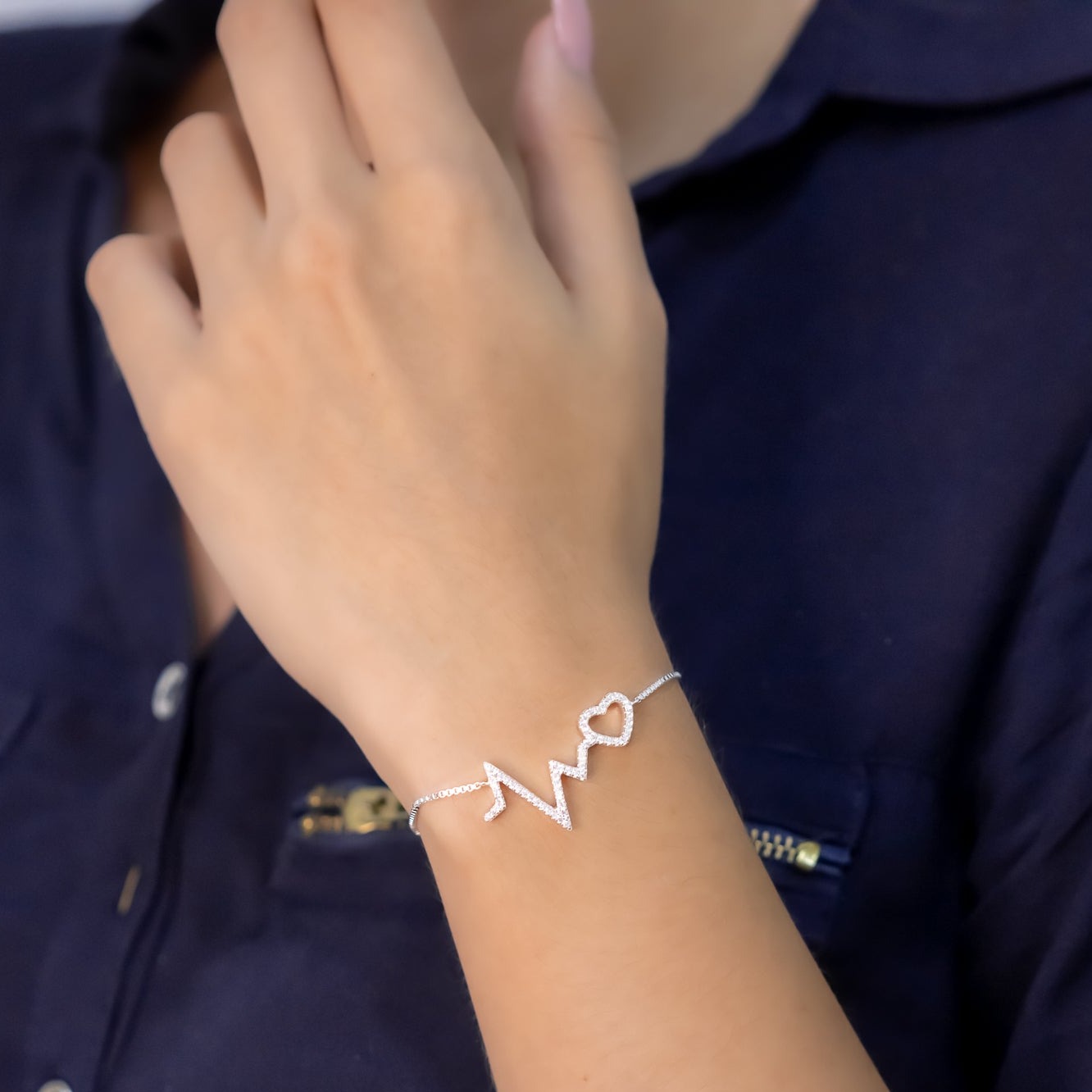 #PA107 - Pulsera De Pulso y Corazón Ajustable - IP4.8