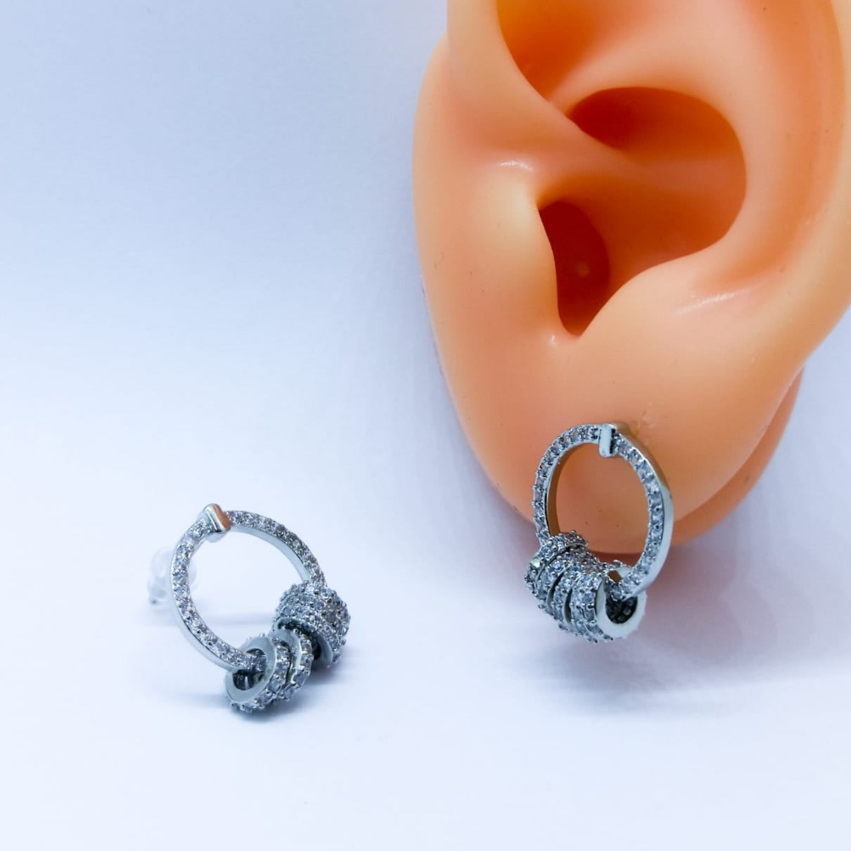 #BRO101 - Broquel Con Aros De Chapa De Rodio