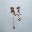 #AR146 - Arete Con Colgante De Flores - PU1.8