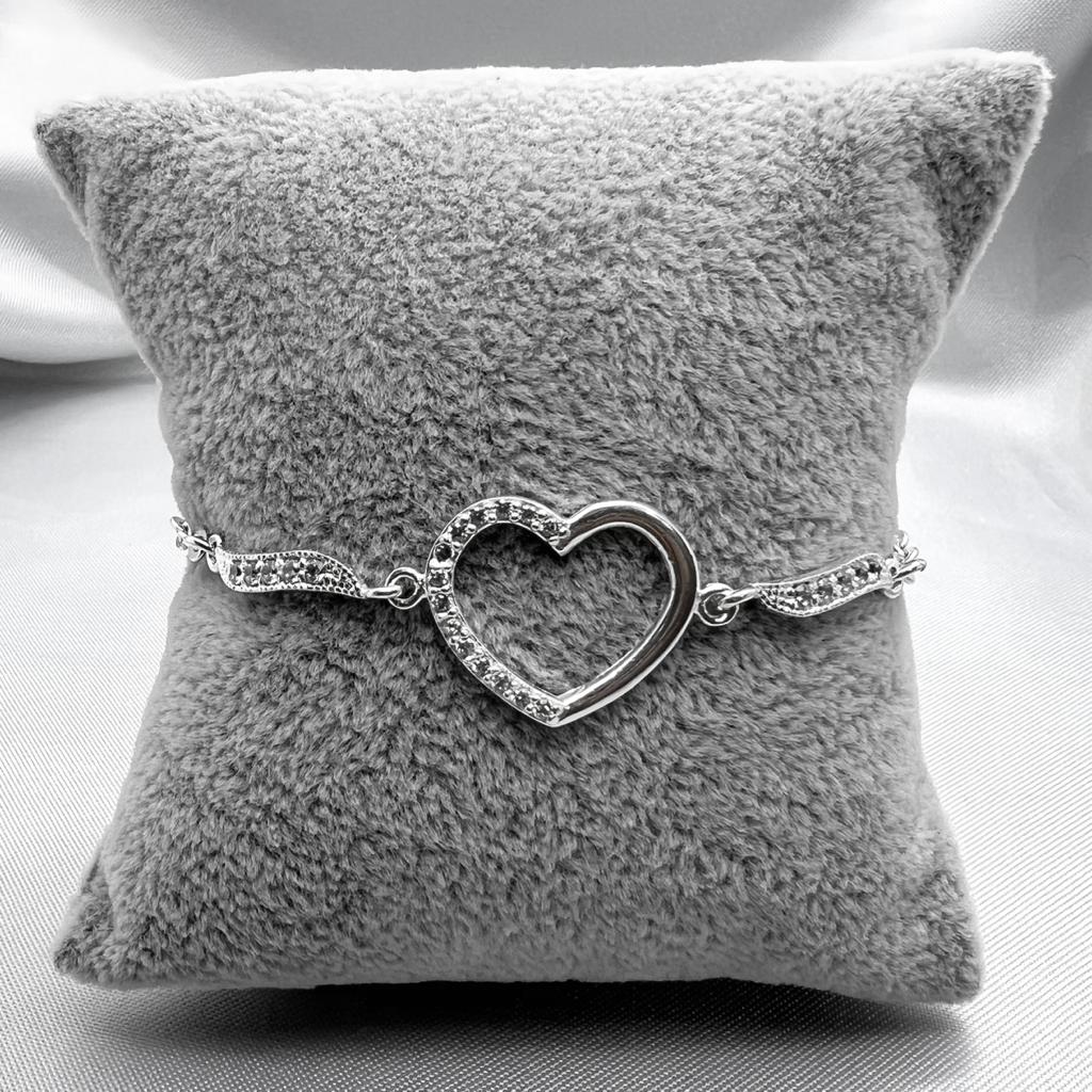 #J140 - Juego Broquel, Dije, Pulsera De Corazón - F8.1